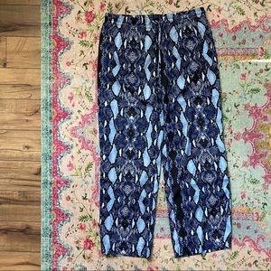 Calvin Klein Lightweight pants